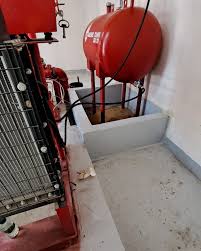 دليل المهندس لتصميم الـ Curb Dike لخزانات الديزل: الأمان والاحتواء وفق الكود العالمي NFPA-20